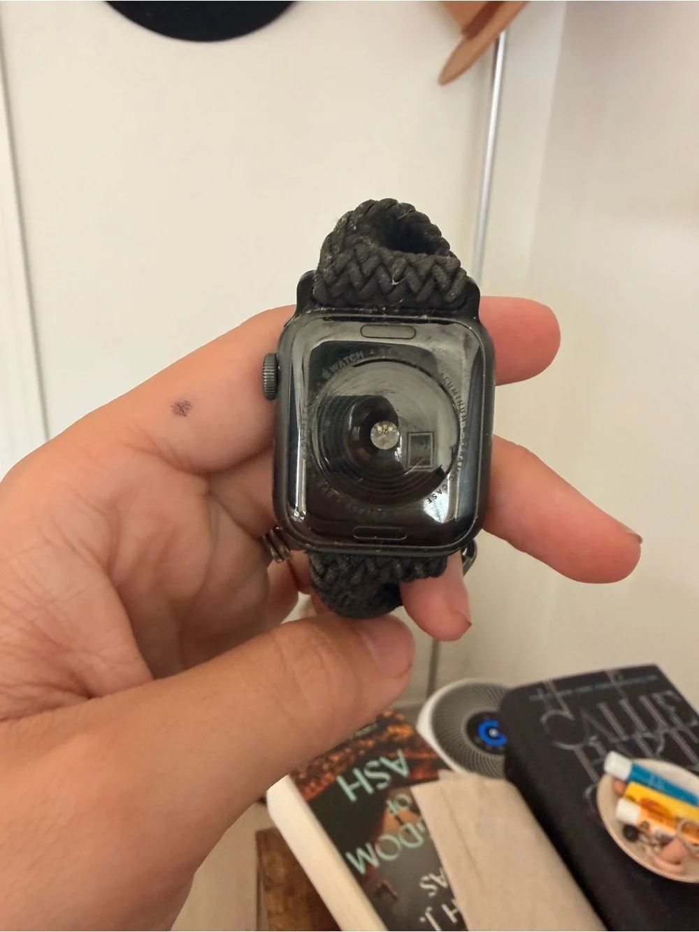 Apple Watch SE 40MM with Black Braided Solo Loop